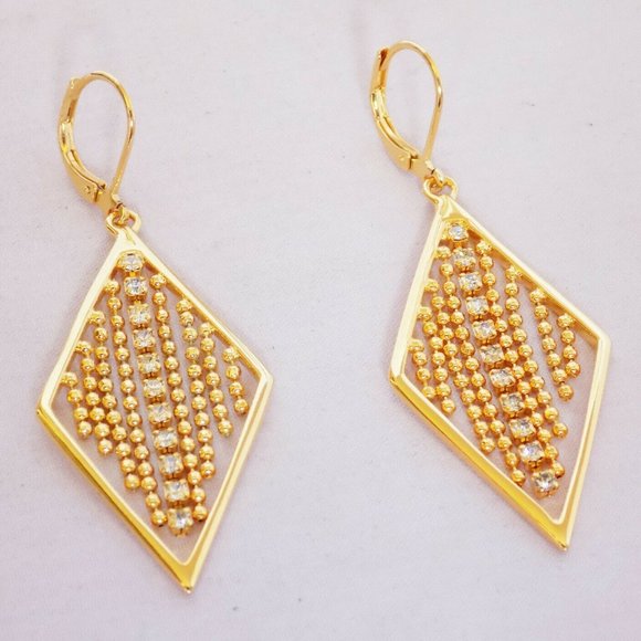Joan Rivers Jewelry - JOAN RIVERS DIAMOND SHAPED FRINGE CRYSTALS EARRING